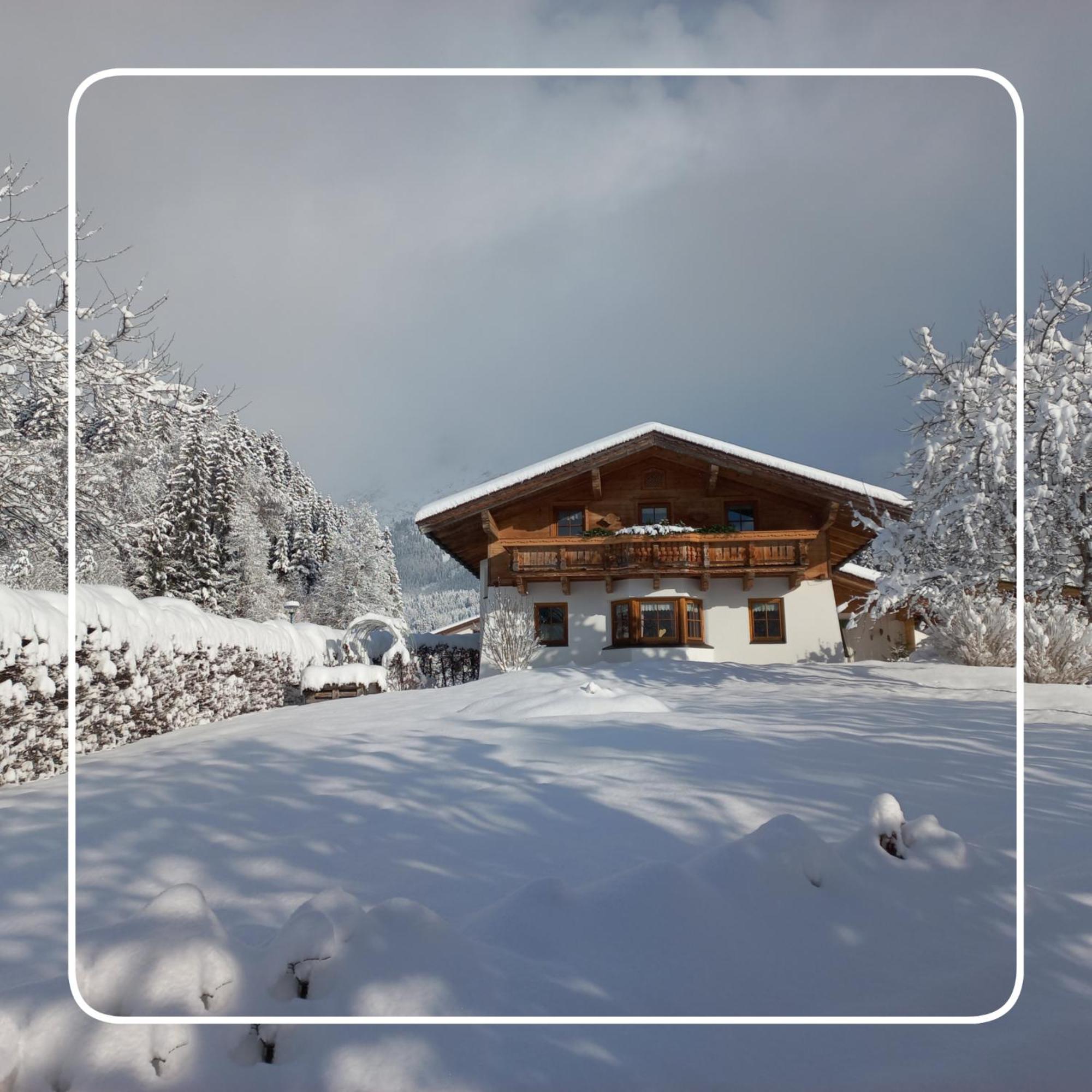 Chalet Gluecklich Sein... Ellmau Exterior photo