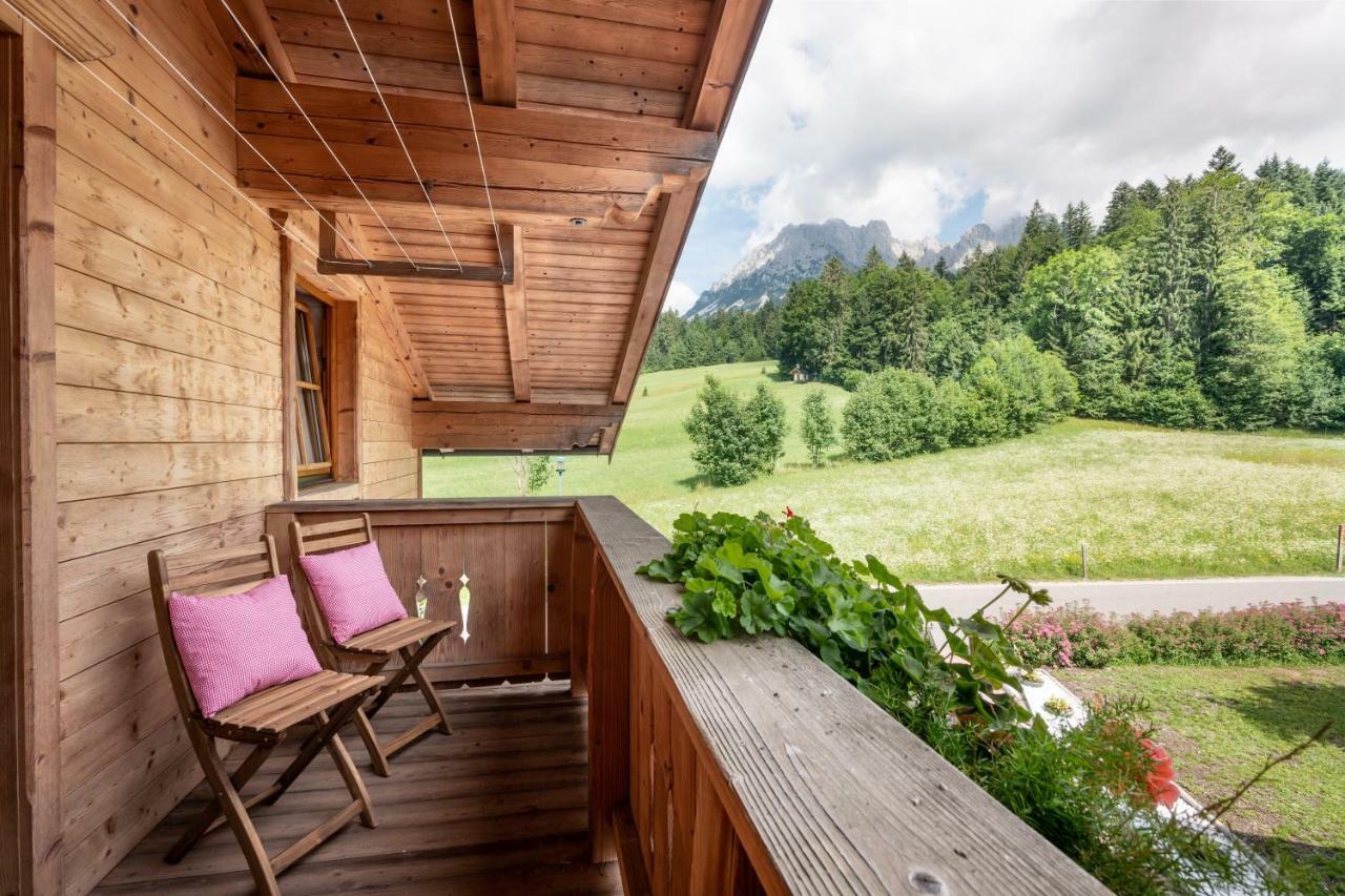 Chalet Gluecklich Sein... Ellmau Exterior photo